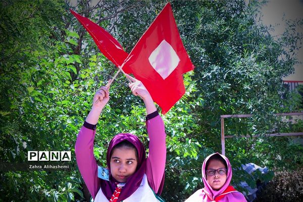 تولید محتوای سازمان دانش‌آموزی شهر تهران در منطقه 5