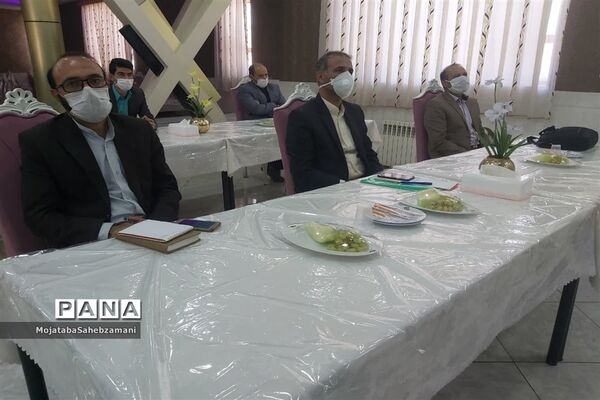 جلسه تخصصی آموزش در فضای مجازی قطب شهید مدرس