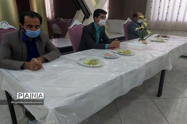 جلسه تخصصی آموزش در فضای مجازی قطب شهید مدرس