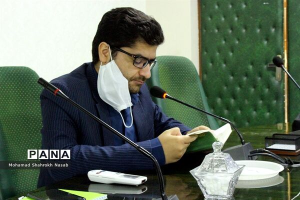 نشست ویدیو کنفراس مسئولان مناطق و نواحی سازمان دانش‌آموزی خوزستان