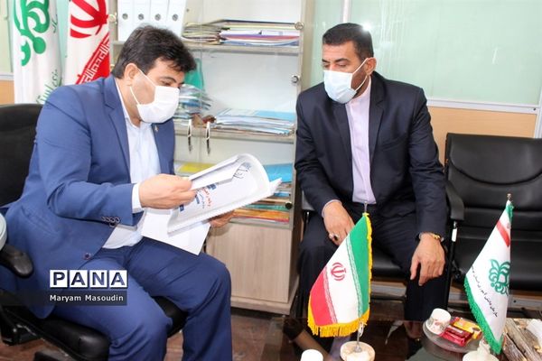 بازدید معاون پرورشی استان بوشهر از سازمان دانش آموزی  و خبرگزاری پانا  استان