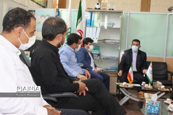 بازدید معاون پرورشی استان بوشهر از سازمان دانش آموزی  و خبرگزاری پانا  استان