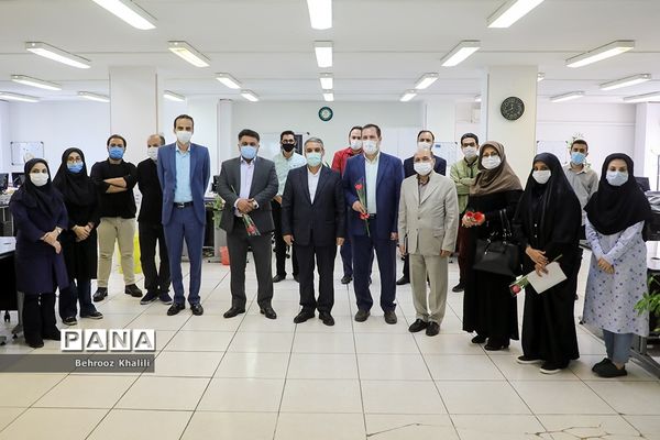 بازدید معاون وزیر آموزش و پرورش در آستانه عید غدیرخم و روز خبرنگار از خبرگزاری پانا