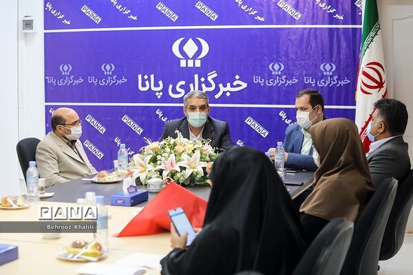بازدید معاون وزیر آموزش و پرورش در آستانه عید غدیرخم و روز خبرنگار از خبرگزاری پانا