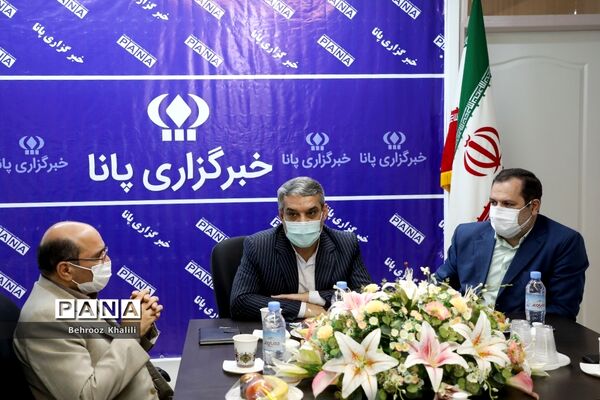 بازدید معاون وزیر آموزش و پرورش در آستانه عید غدیرخم و روز خبرنگار از خبرگزاری پانا