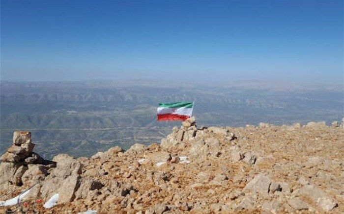 خبرنگاران کهگیلویه و بویراحمد به قله قلم صعود می کنند