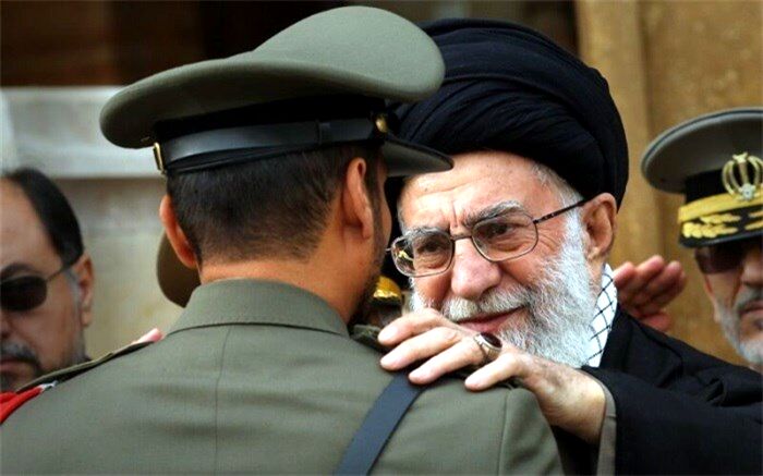 نشان «فداکاری» دانشگاه افسری امام علی(ع) رونمایی شد