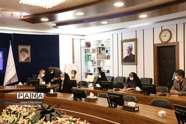 مراسم ویدیو کنفرانس تجلیل از خبرنگاران پانای خراسان رضوی