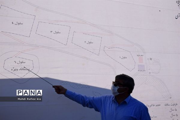 بازدید فرماندار و شهردار کلانشهر تبریز از پروژه مرکز دفن بهداشتى پسماند تبریز