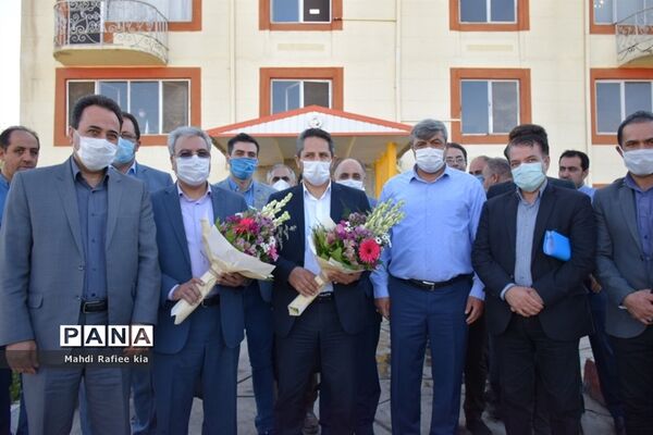 بازدید فرماندار و شهردار کلانشهر تبریز از پروژه مرکز دفن بهداشتى پسماند تبریز