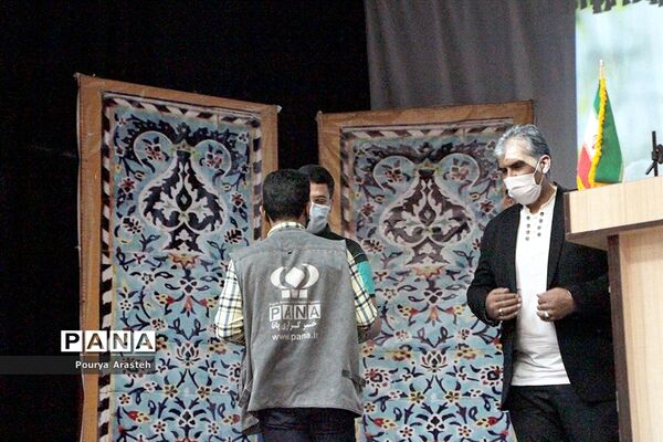 مراسم تجلیل ازخبرنگاران پانا استان خراسان جنوبی با رعایت پروتکل‌های بهداشتی