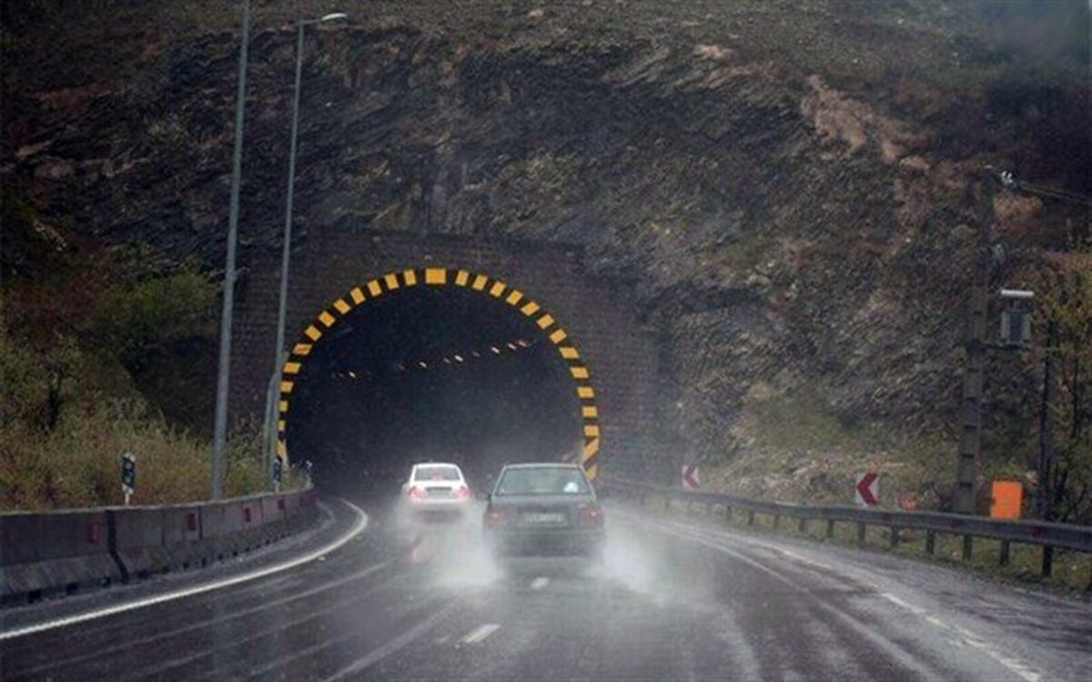بارش باران در برخی از محورهای استان مازندران