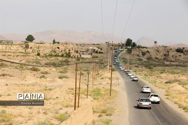 کاروان شادی خودرویی و موتوری خانوادگی در شهرستان خوسف در روز عید سعید غدیرخم