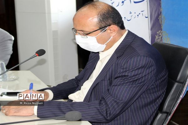 جلسه ستاد امتحانات نهایی شهریور ماه 99 آموزش و پرورش استان بوشهر