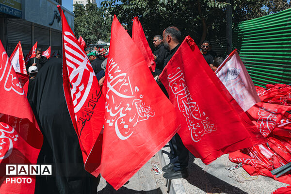تشییع پیکر رهبر شهید انقلاب در مشهد مقدس-۲