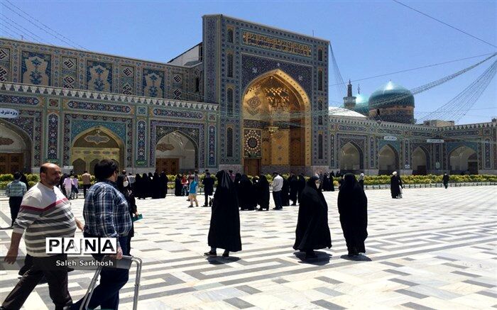 شهادت امام رضا(ع) با زهر را چگونه می توان تفسیر کرد