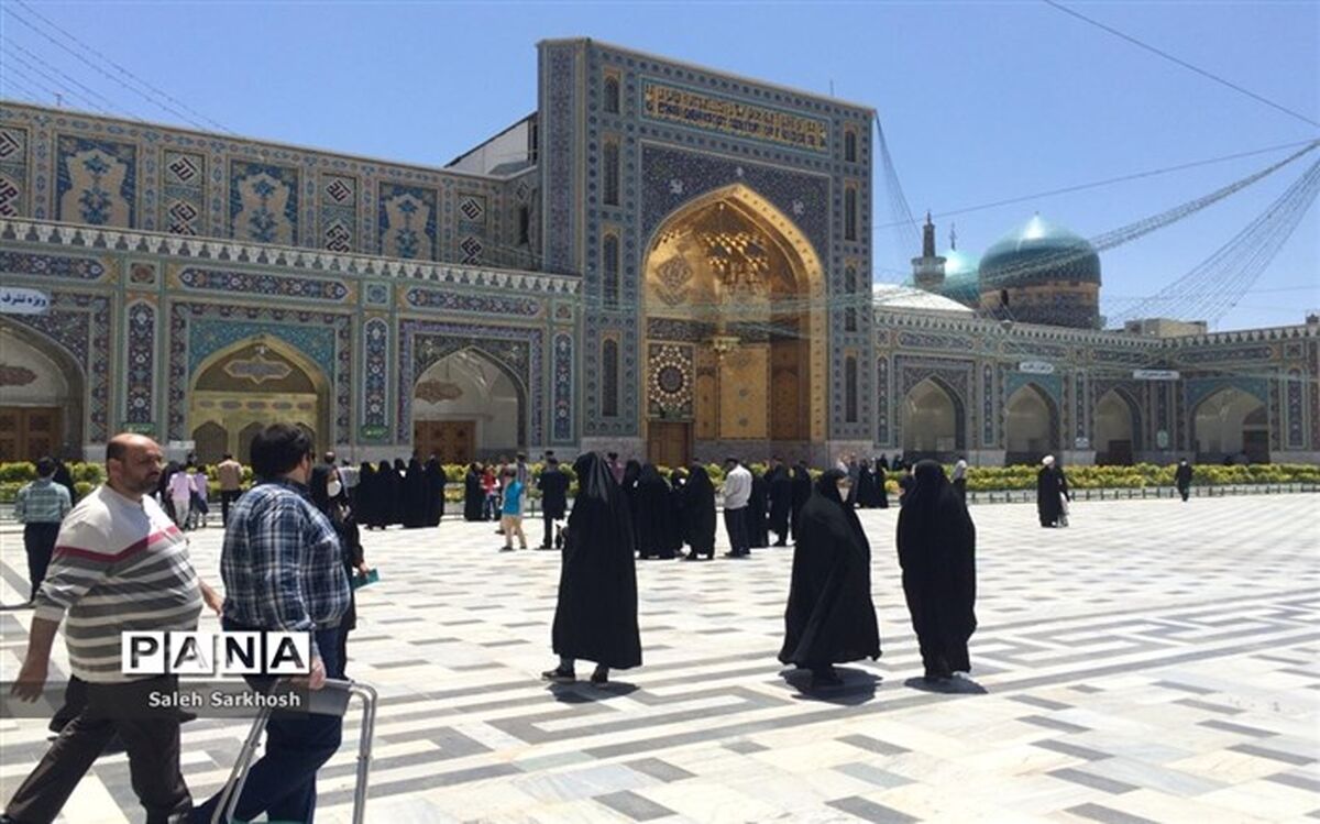 شهادت امام رضا(ع) با زهر را چگونه می توان تفسیر کرد