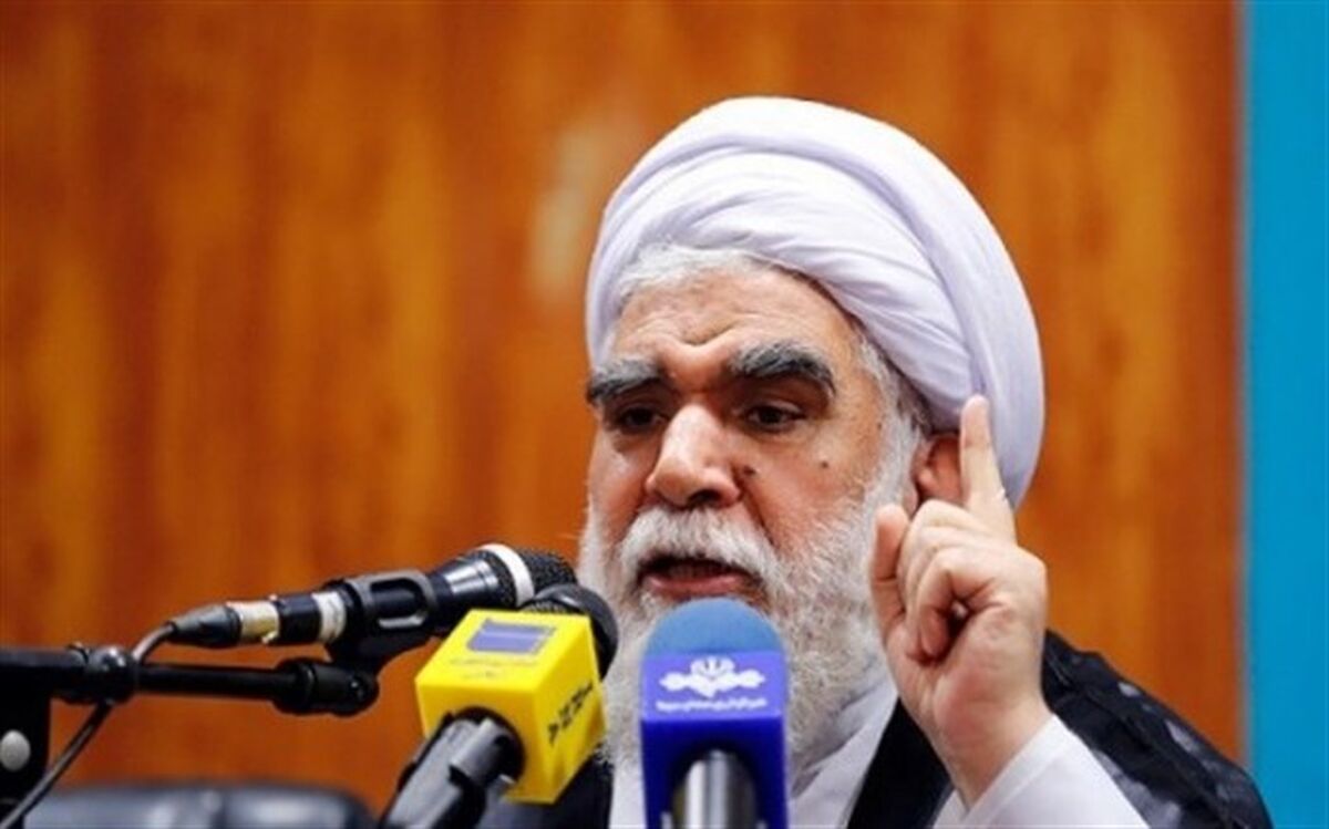 آیت‌الله اختری: پیروان اهل بیت(ع) به عشق و محبت و مودت معروف شده‌اند