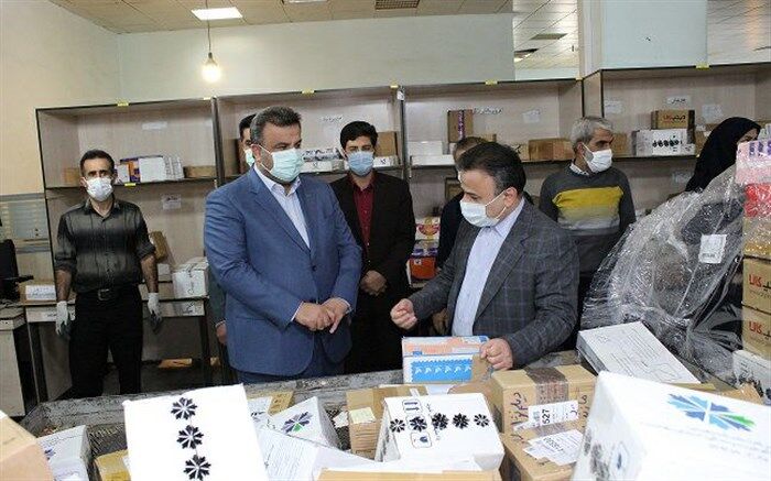استاندار به دیدار کارمندان پست مازندران رفت