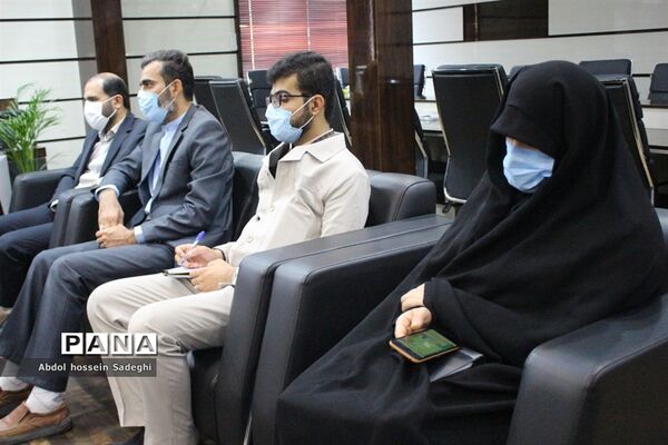 نشست قائم مقام دبیرکل اتحادیه انجمن‌های اسلامی دانش‌آموزان کشور با مدیرکل آموزش و پرورش استان بوشهر