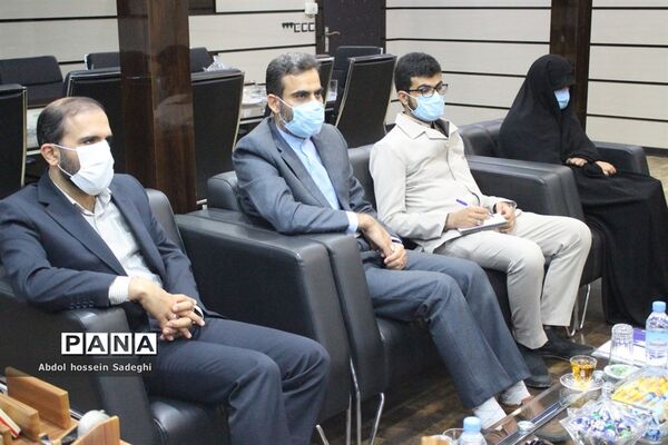 نشست قائم مقام دبیرکل اتحادیه انجمن‌های اسلامی دانش‌آموزان کشور با مدیرکل آموزش و پرورش استان بوشهر