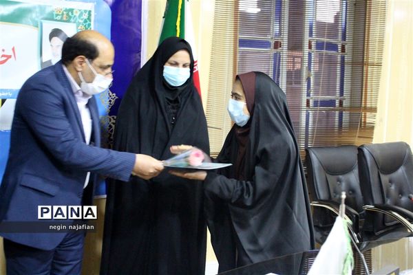 اختتامیه نهمین دوره مجلس دانش آموزی در یزد