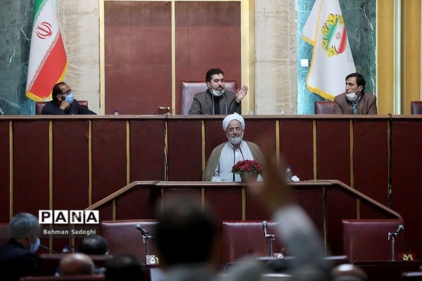 جلسه شورای عالی استان ها