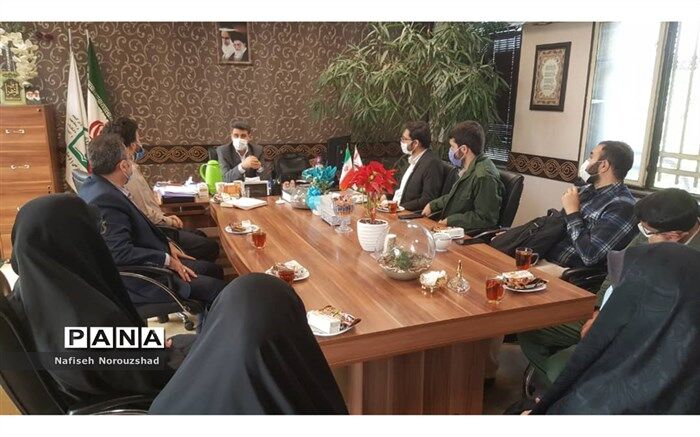 جلسه اعضای انجمن اسلامی با معاونت پرورشی و تربیت بدنی منطقه ۲