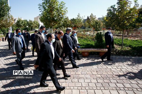آیین افتتاحیه  و بهره برداری بوستان زندگی