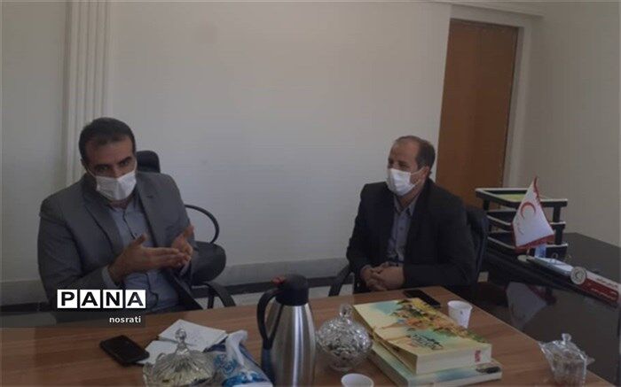 نشست هم اندیشی مدیر سازمان دانش آموزی و معاون آموزش و فناوری هلال احمر استان برگزار شد