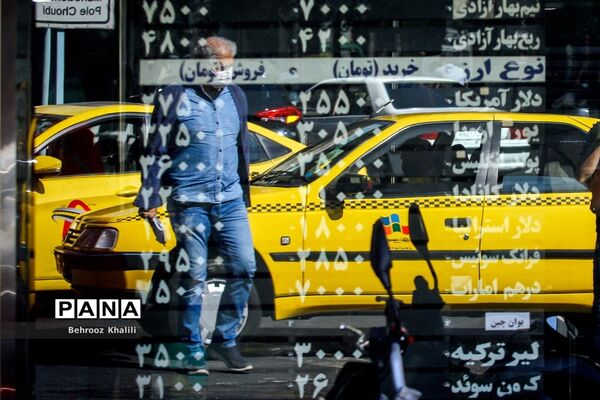 کاهش قیمت ارز
