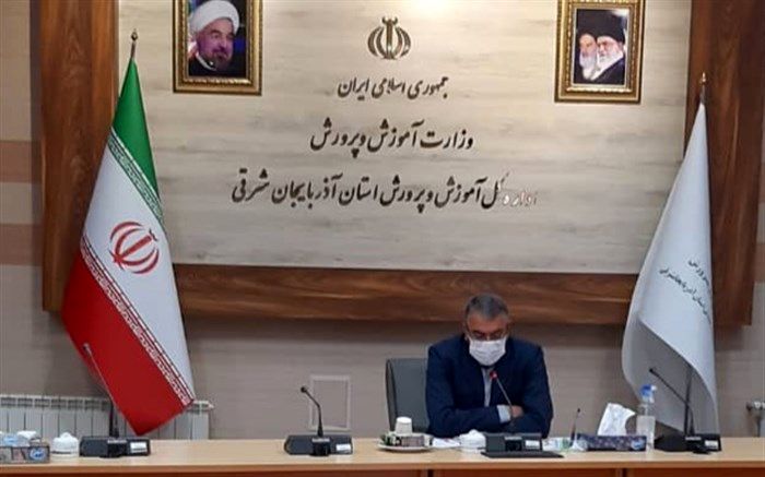 13آبان فقط مخصوص دانش آموزان و دانشجویان نیست