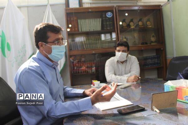 جلسه هم‌اندیشی کارشناسان سازمان دانش آموزی استان بوشهر
