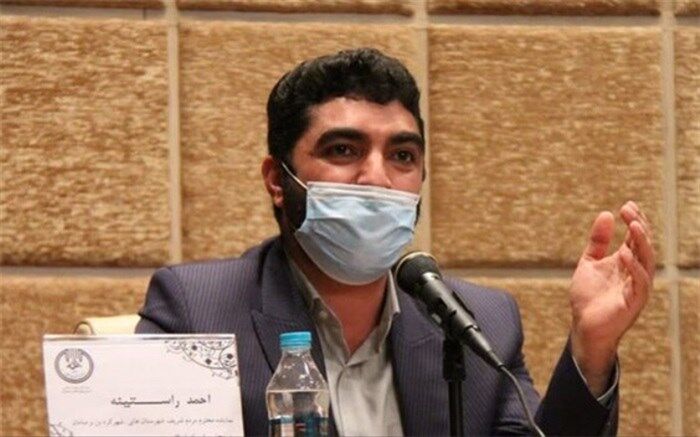 راستینه: باید به هر نحوی به دولت کمک کنیم تا از این شرایط سخت عبور کند