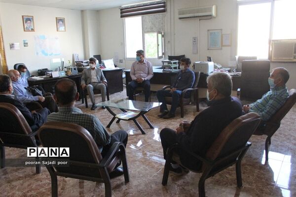 تجلیل از پیشکسوتان ورزش دانش آموزی استان بوشهر