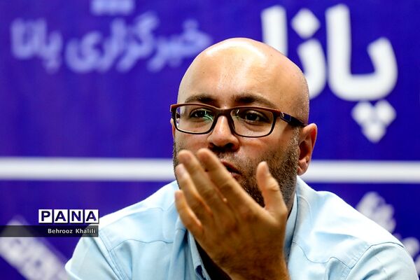 نشست نقد و بررسی فیلم  کادون