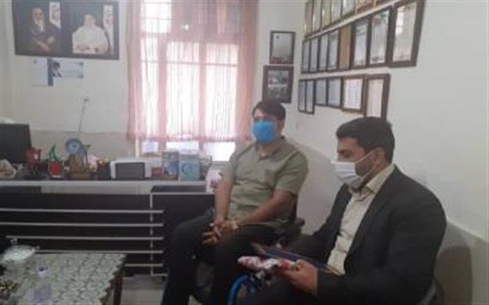 تقدیر از مدال‌آورکم‌توان جسمی در رشته  تیراندازی در شهرستان ملارد