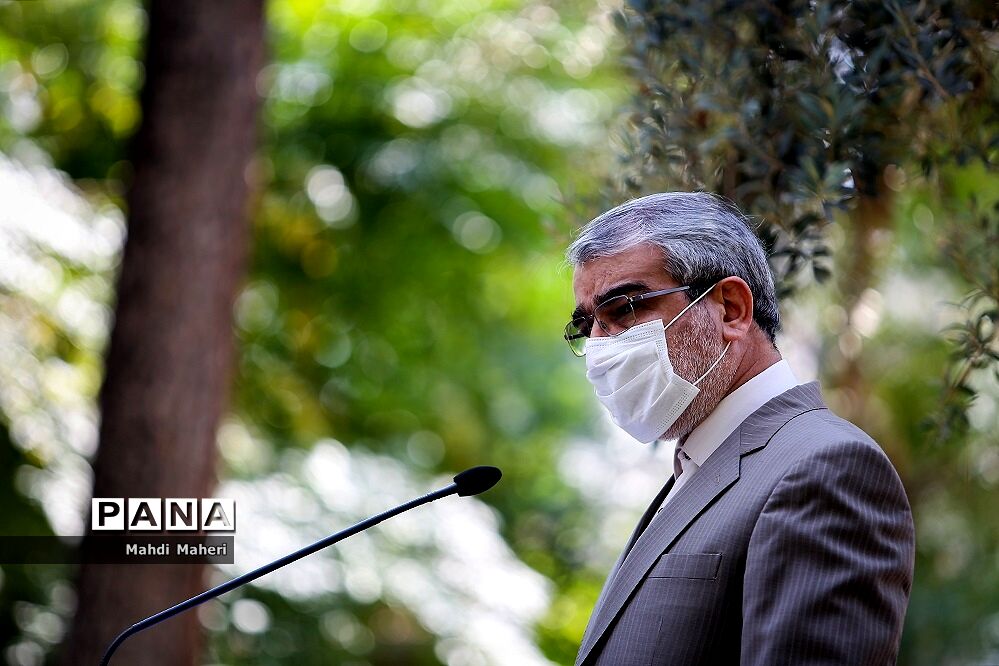 کدخدایی: نفرت‌پراکنی سیستماتیک دولت فرانسه، نقض حقوق بشر است