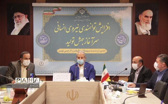 حسینی: 45 درصد مدارس منطقه13فرسوده است