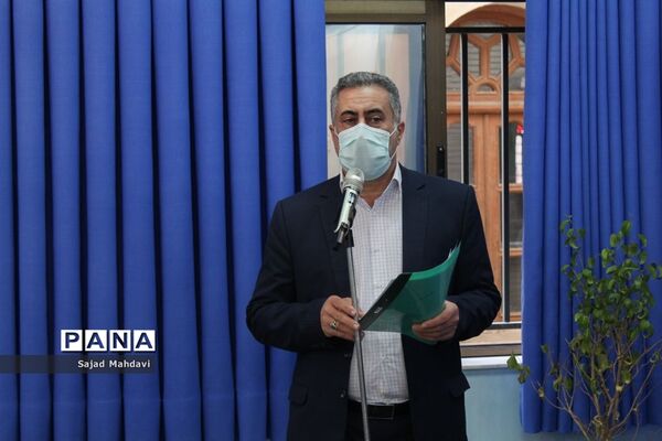 آیین تجلیل از نخبگان قرآنی دانش‌آموزی