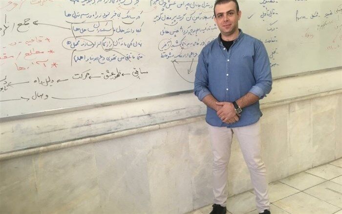 دبیران در تمام شبانه روز مشغول تدریس و رفع اشکال هستند