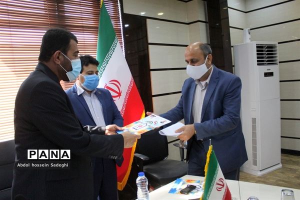 تجلیل از شورای معاونت پرورشی اداره کل آموزش و پرورش استان بوشهر