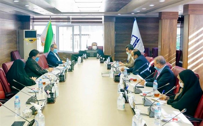 حجم کتاب‌های درسی و تناسب محتوا با زمان آموزش و توانایی ذهنی دانش‌آموزان بررسی شد