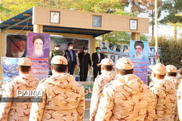 صبحگاه مشترک به مناسبت هفته بسیج دانش آموزی