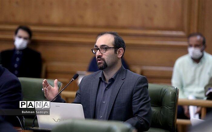 حجت نظری: از دولت تقاضا می‌‌شود به تعطیلی کلانشهرها رأی دهد