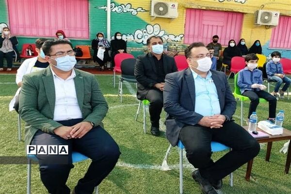 نواختن زنگ نمادین آزمایشگاه در شهرستان امیدیه