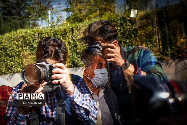 آیین بهره برداری از ۱۰۰ دستگاه اتوبوس و مینی بوس جدید در ناوگان حمل و‌نقل تهران
