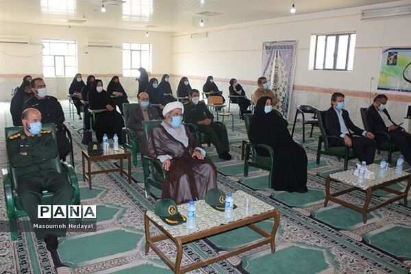 نواختن زنگ استکبار ستیزی در مدارس آب پخش