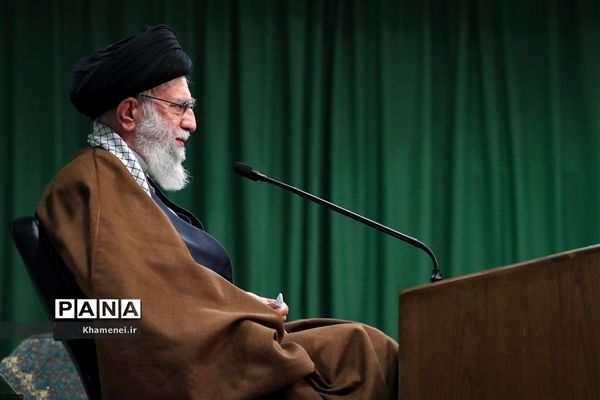 سخنرانی تلویزیونی رهبر انقلاب  به‌مناسبت سالروز ولادت پیامبر اعظم(ص) و امام صادق(ع)