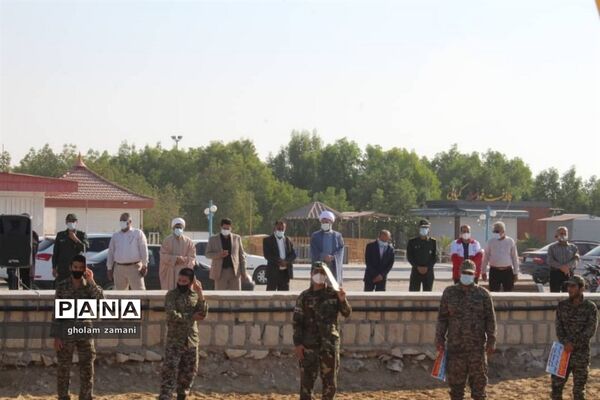 نواختن زنگ استکبار ستیزی در ساحل دلوار